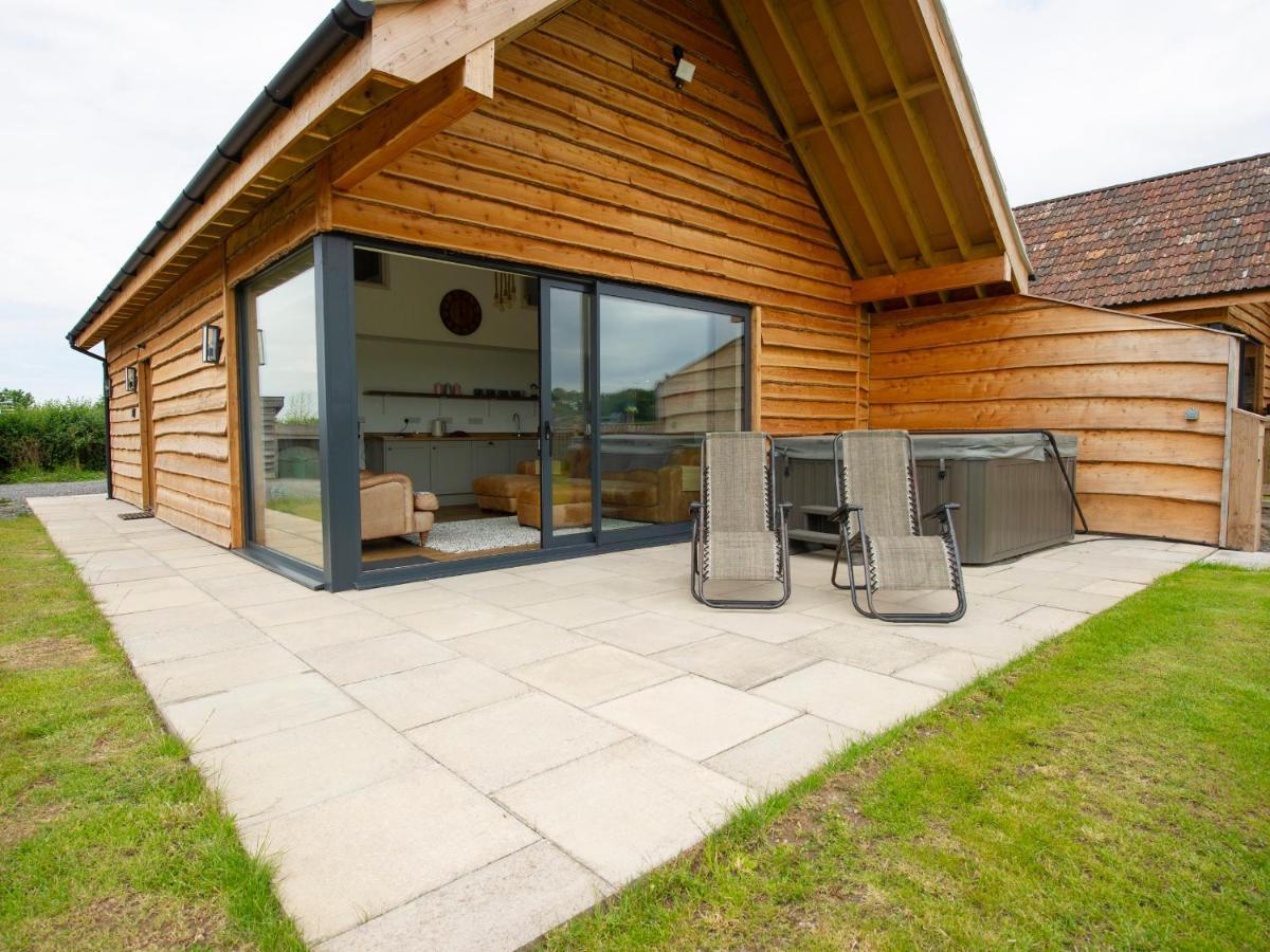Starling Lodge Wedmore 外观 照片